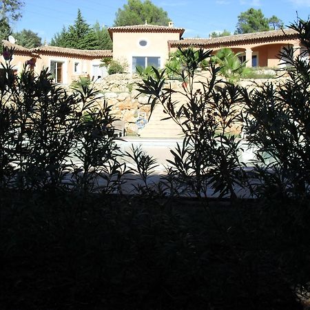 Mas Des Lys Hotel Roquebrune-sur-Argens Eksteriør billede
