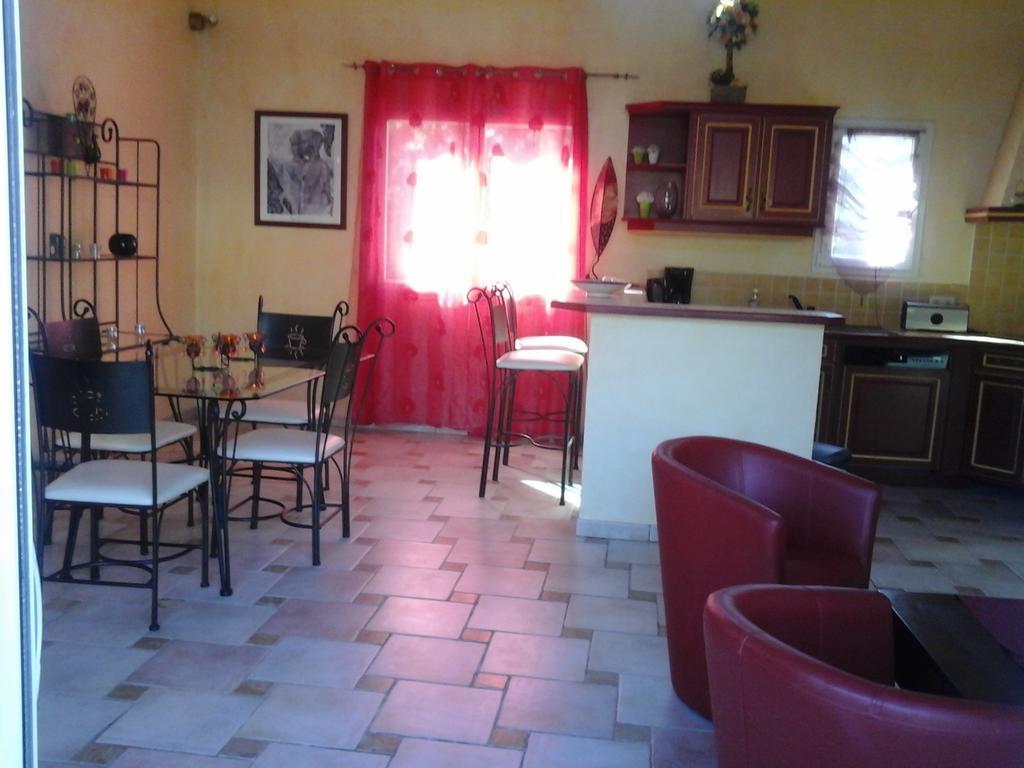 Mas Des Lys Hotel Roquebrune-sur-Argens Værelse billede