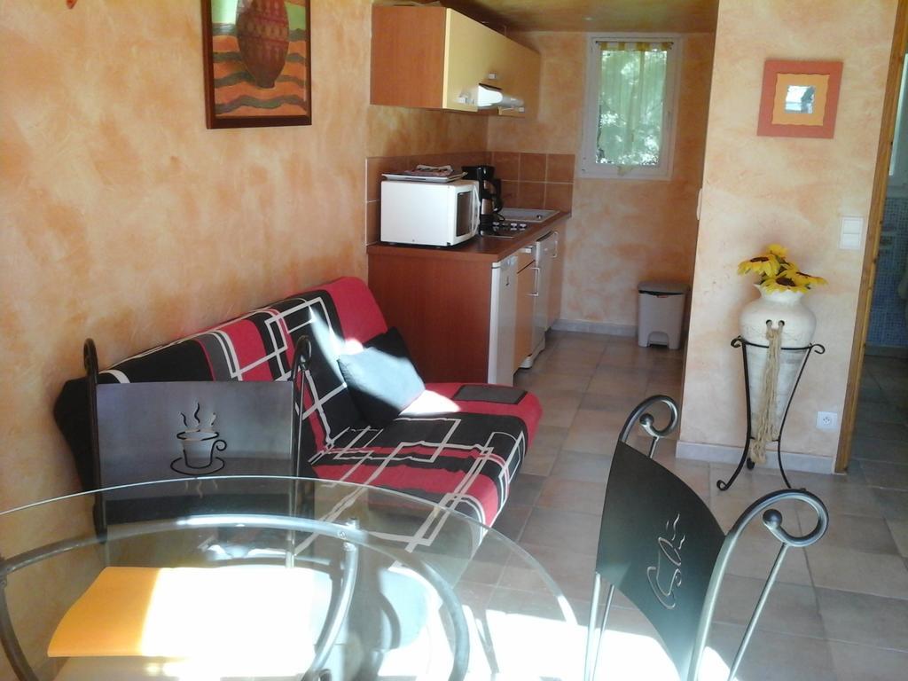 Mas Des Lys Hotel Roquebrune-sur-Argens Eksteriør billede