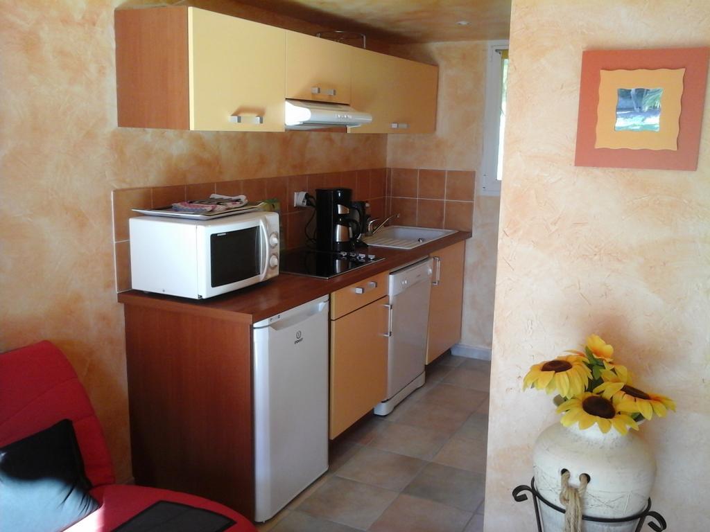 Mas Des Lys Hotel Roquebrune-sur-Argens Værelse billede