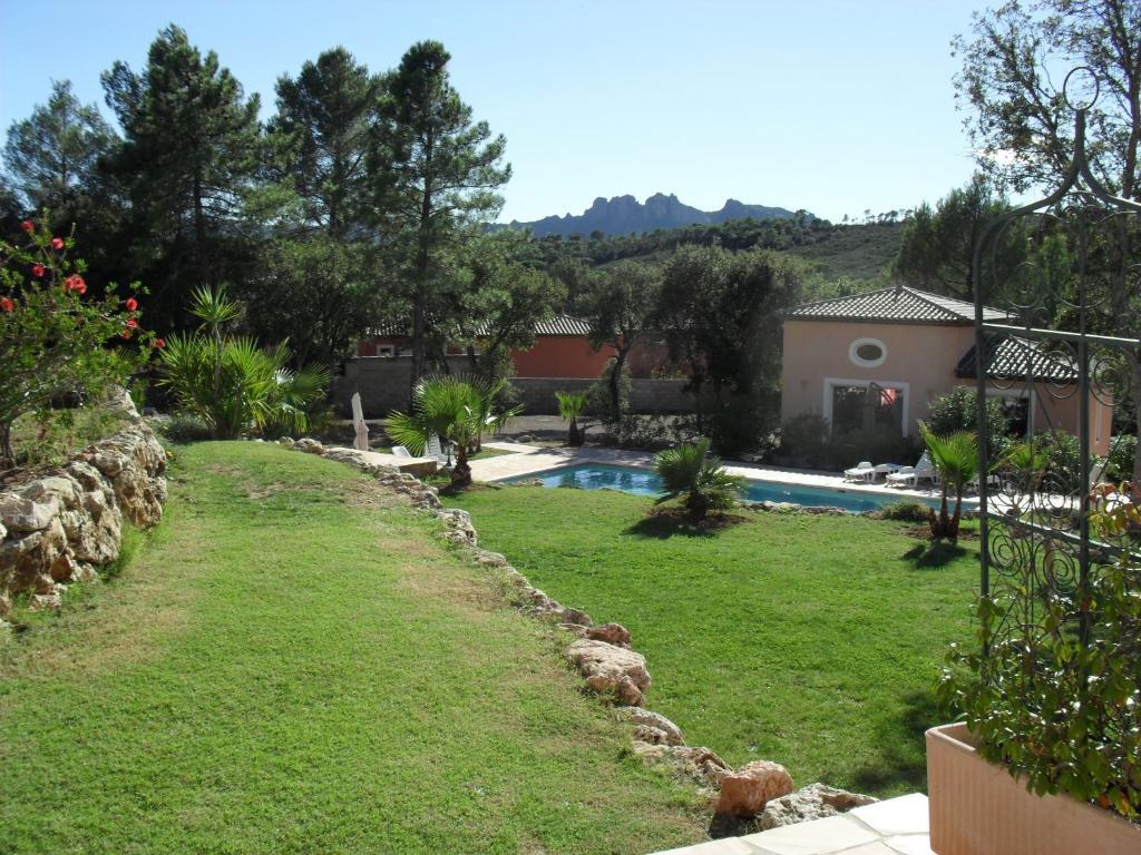 Mas Des Lys Hotel Roquebrune-sur-Argens Eksteriør billede